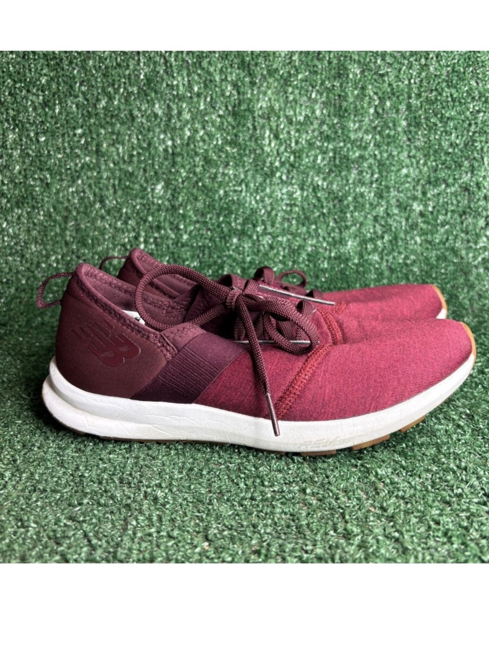 New Balance Burgundy Dynasoft